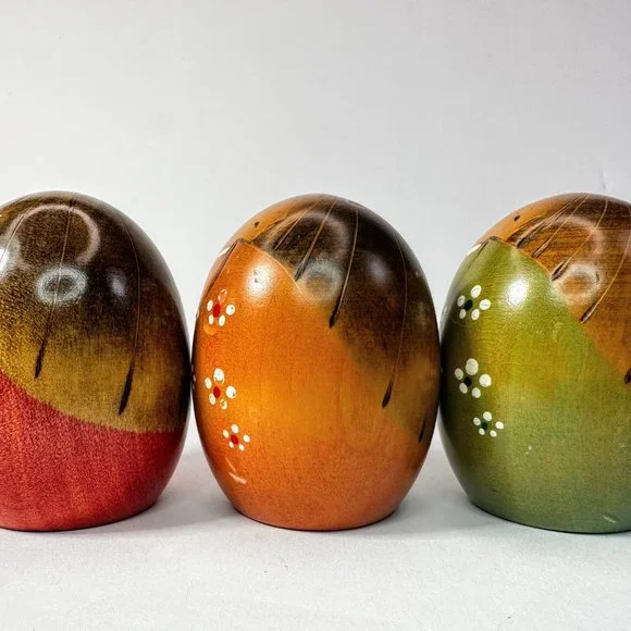 Creative Kokeshi Dolls by Usaburo "Triplets Eggs" Sisters Orange Plum Pea 2.75"